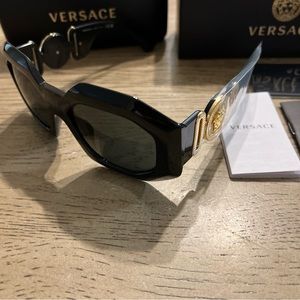 COPY - VERSACE VE4424U GB1 87 Black Dark Grey 56 mm Women's Sunglasses